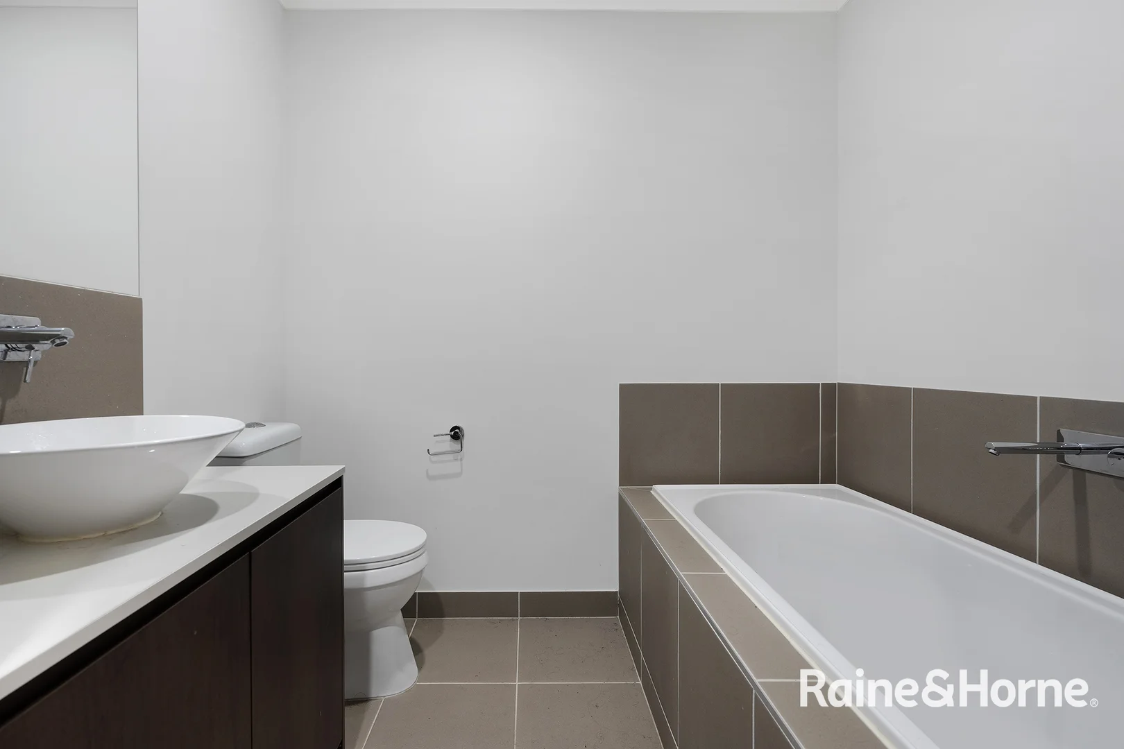Additional image 11 of 73 Viewbright Road, Clyde North VIC 3978
