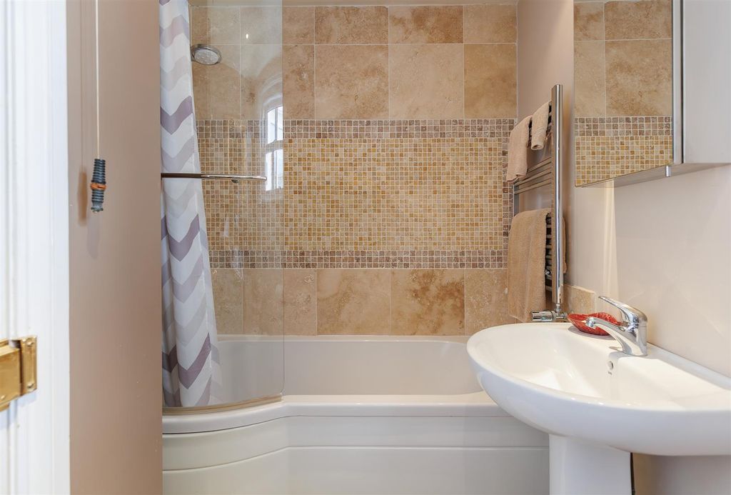 Additional image 11 of 4 bed semi-detached house for saleCowes, Isle Of Wight PO31