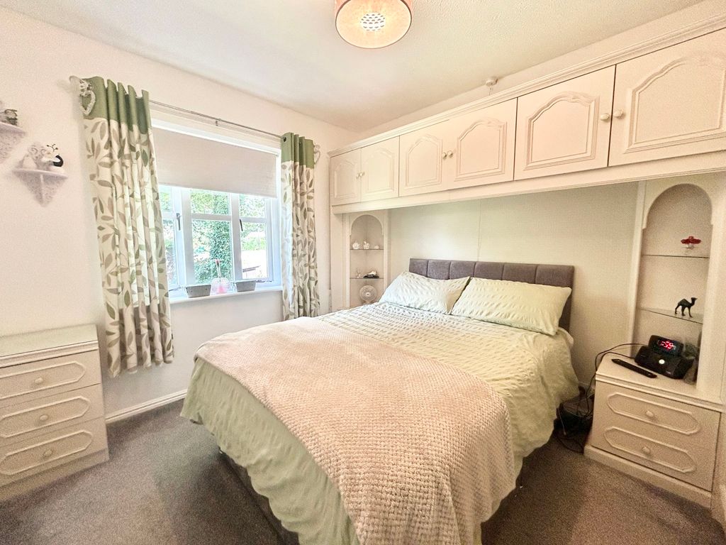 Additional image 14 of 2 bed flat for saleAvenue Court, Westgate, Bridlington YO16