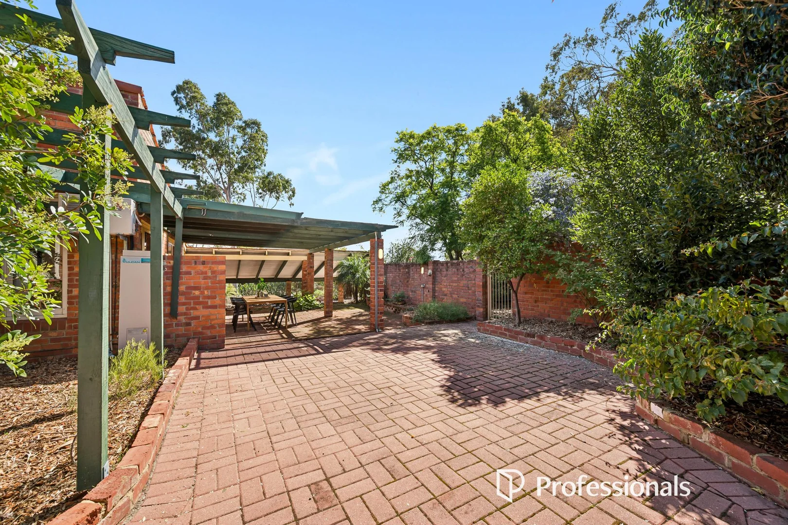 Additional image 17 of 2 Hart Street, Lesmurdie WA 6076