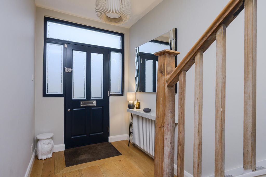 Additional image 11 of 4 bed end terrace house for saleChurch Walk, Brentford TW8