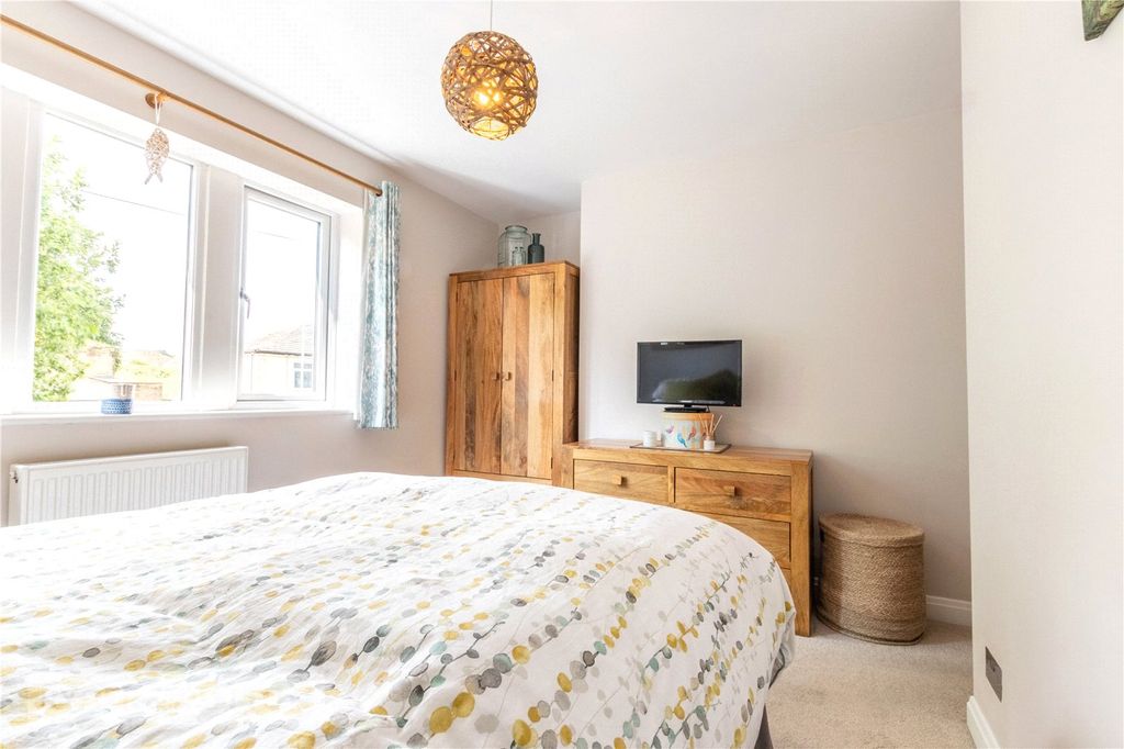 Additional image 19 of 3 bed detached house for saleLower Edge Road, Rastrick, Brighouse, West Yorkshire HD6