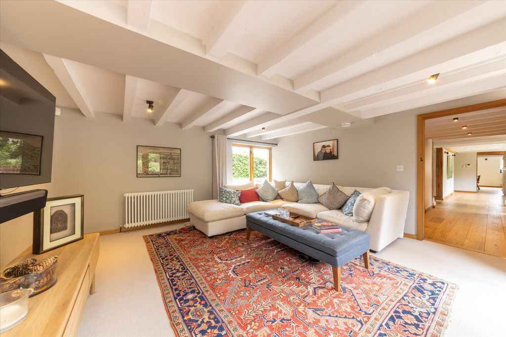 Additional image 6 of 7 bed detached house for saleStokke Common, Great Bedwyn, Marlborough, Wiltshire SN8