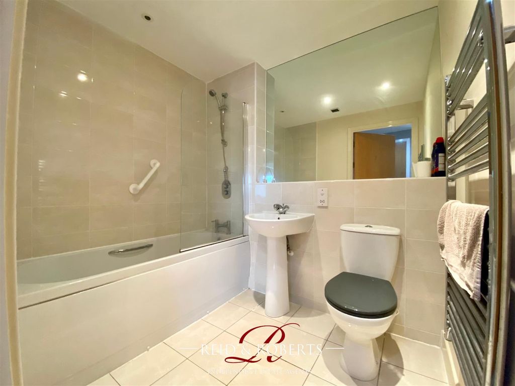 Additional image 3 of 2 bed flat for saleMeadow Court, Wrexham LL13