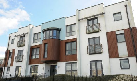 Oates Road, Milehouse PL2