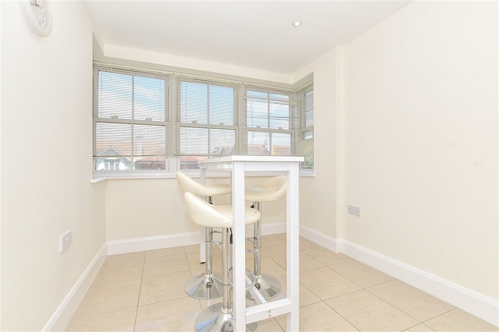 Additional image 7 of 2 bed flat for saleThe Esplanade, Bognor Regis, West Sussex PO21
