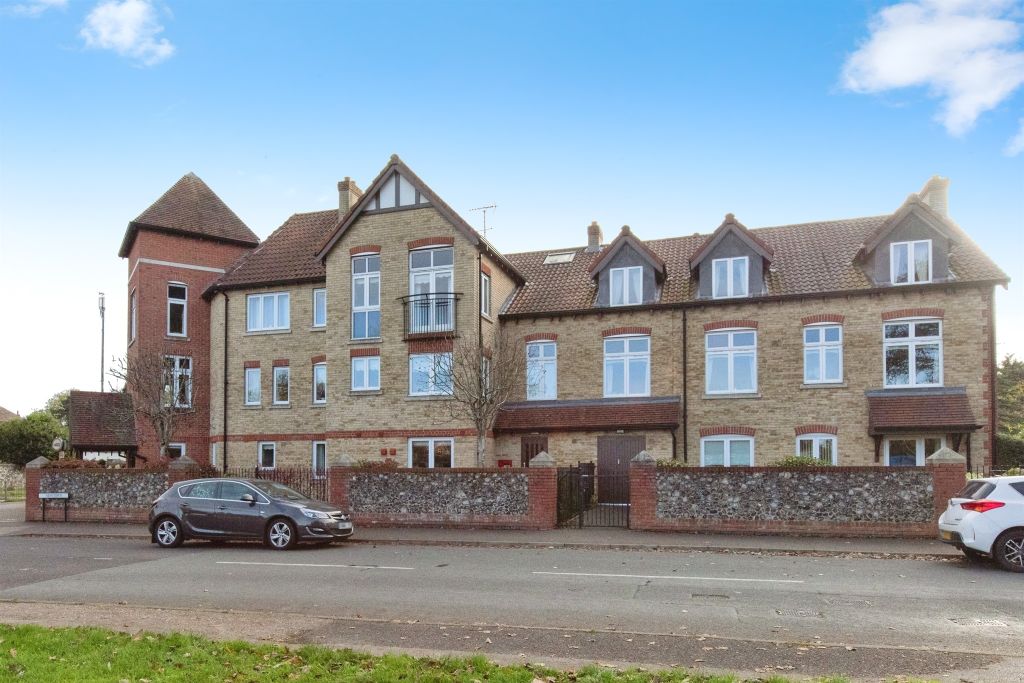 2 bed flat for saleHanbury Court, Thetford IP24