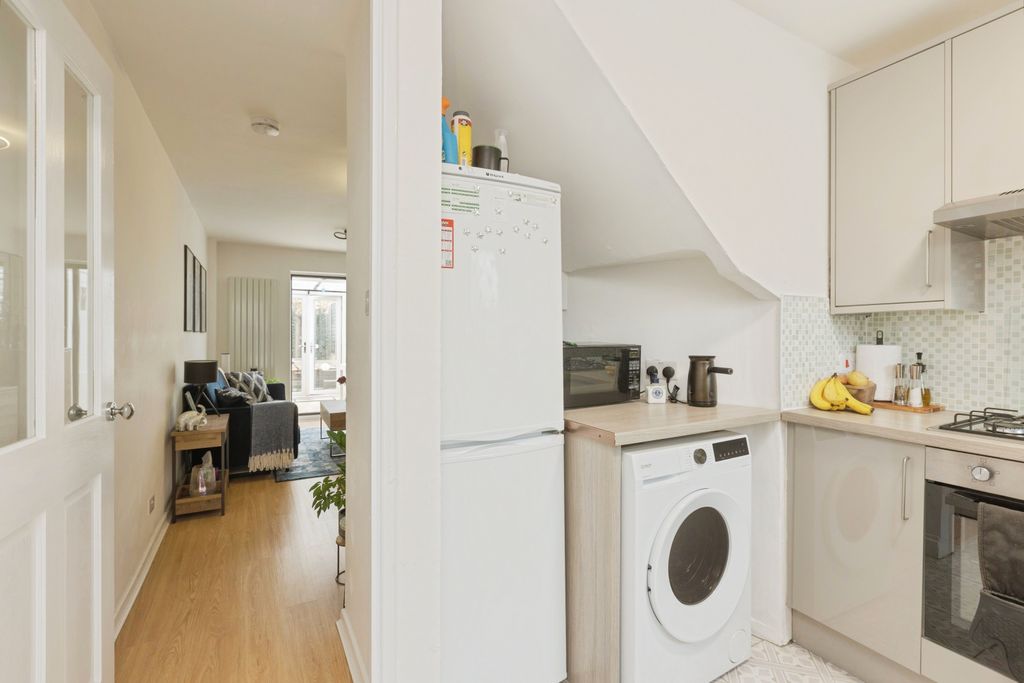 Additional image 8 of 1 bed terraced house for saleSandpiper Way, Orpington BR5