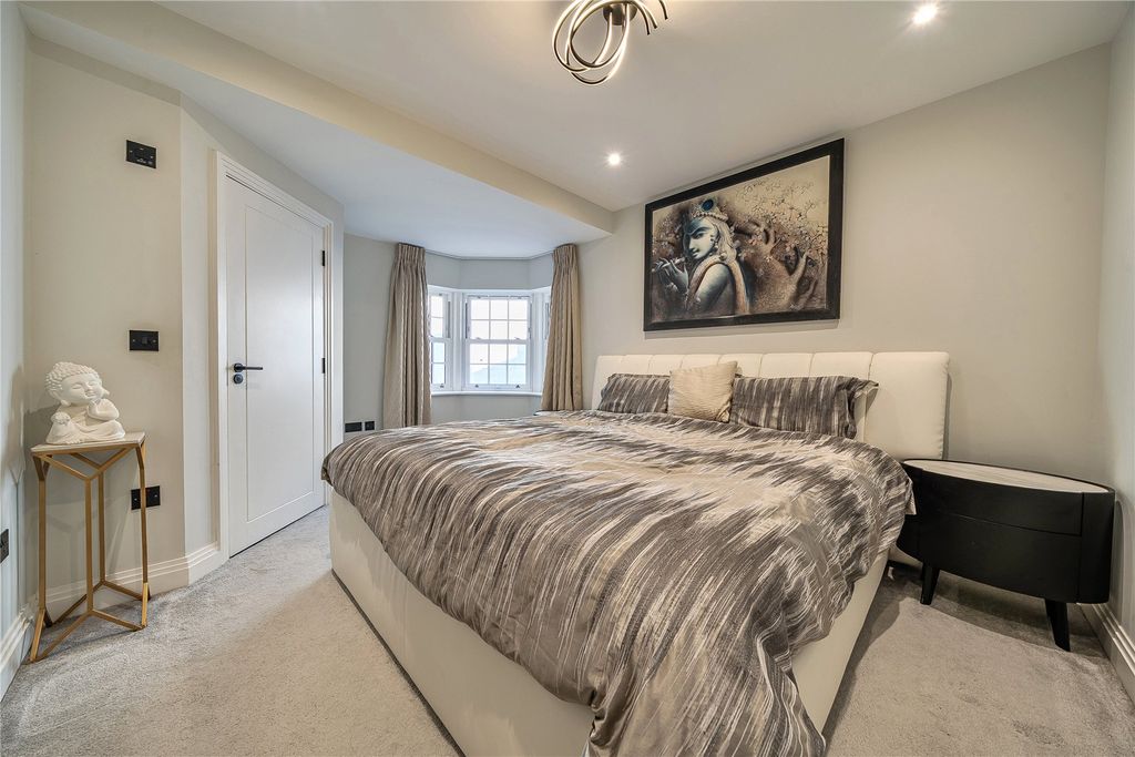 Additional image 9 of 2 bed flat for saleWoodlands Road, Bromley BR1