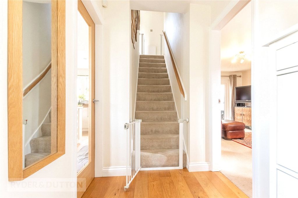 Additional image 15 of 3 bed detached house for saleLower Edge Road, Rastrick, Brighouse, West Yorkshire HD6