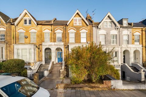Endymion Road, London N4