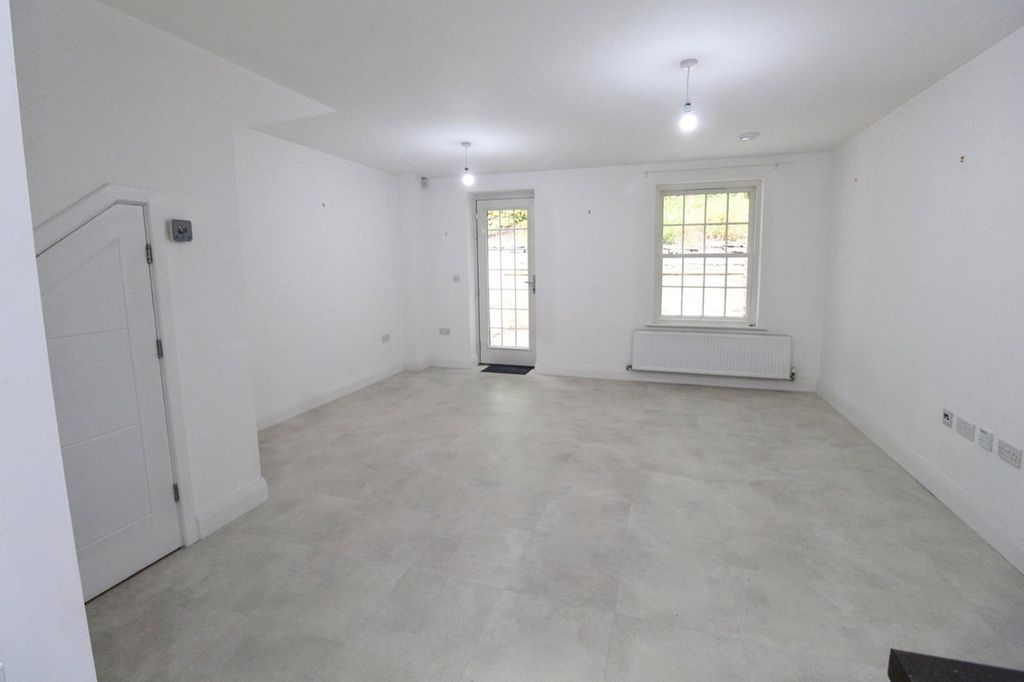 Additional image 5 of 3 bed terraced house for saleThe Courtyard, Axwell Park, Blaydon-On-Tyne NE21