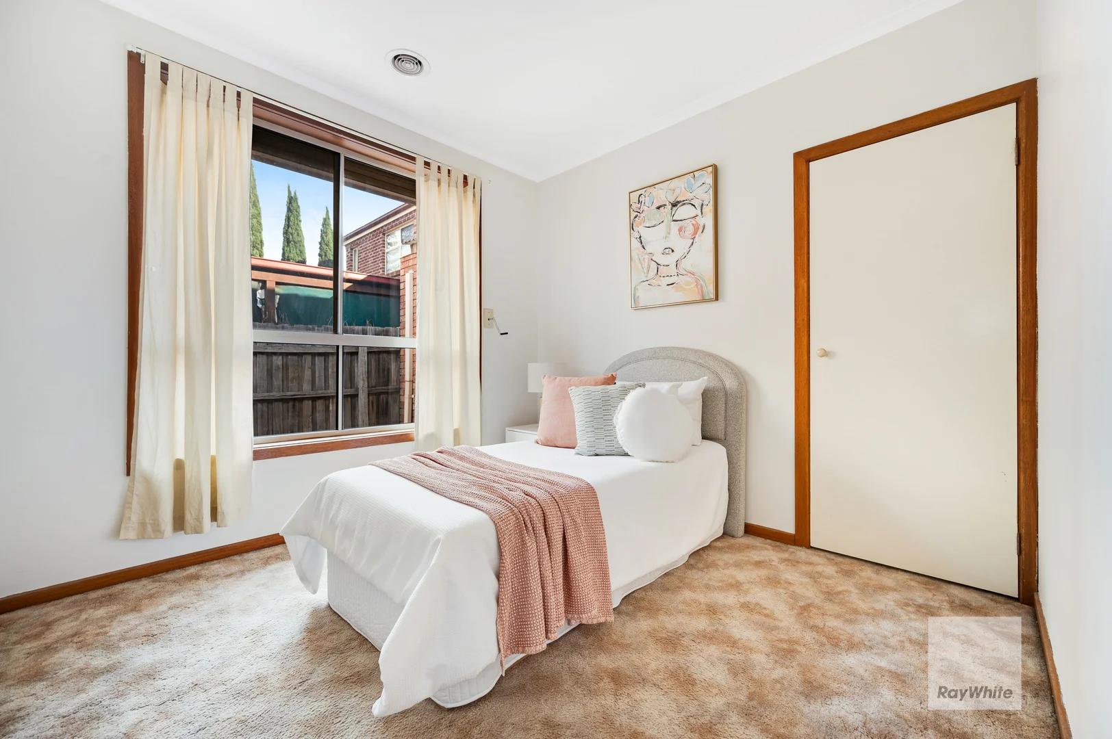 Additional image 11 of 1/98 Lenoak Street, Gladstone Park VIC 3043