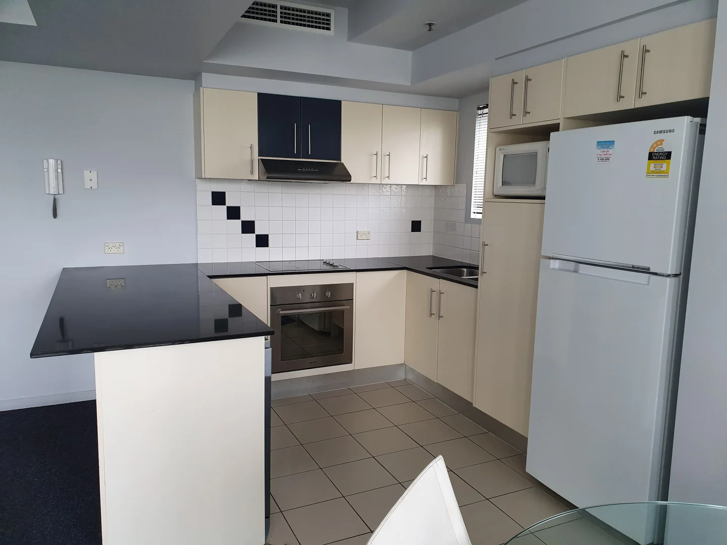 Additional image 3 of 202A/2865 GOLD COAST HIGHWAY, Surfers Paradise QLD 4217