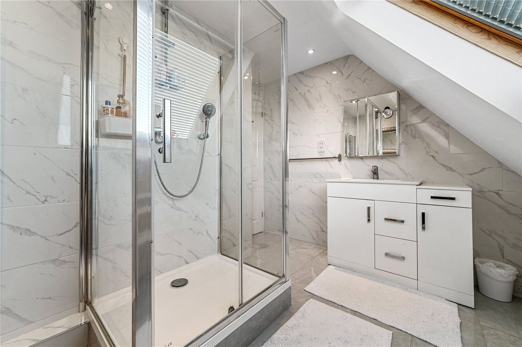 Additional image 13 of 5 bed detached house for saleThe Shearers, Bishop's Stortford, Hertfordshire CM23