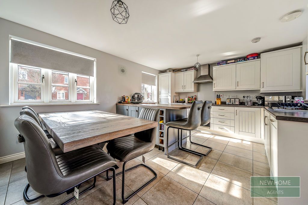 Additional image 2 of 3 bed detached house for salePoppyfields Way, Brackley NN13
