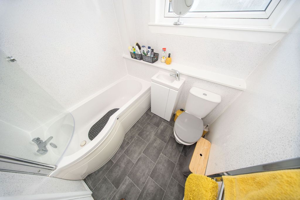 Additional image 13 of 3 bed terraced house for saleHuntly Avenue, Deans, Livingston EH54