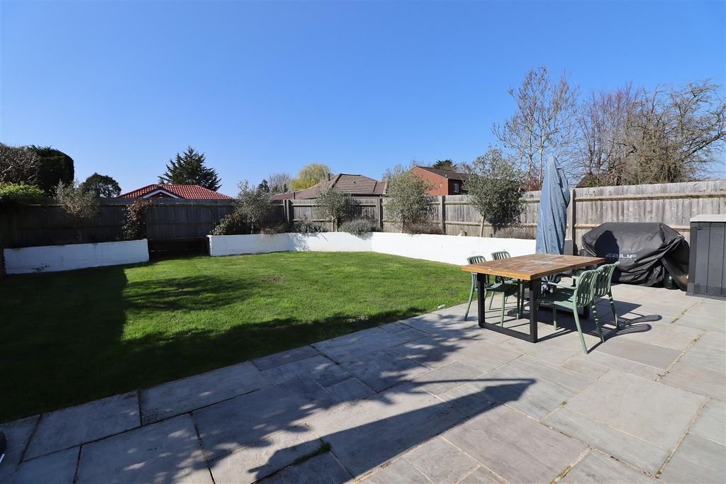 Additional image 30 of 3 bed detached bungalow for saleTheobald Street, Borehamwood WD6