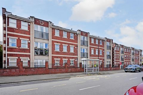 Valley Road, Meersbrook S8