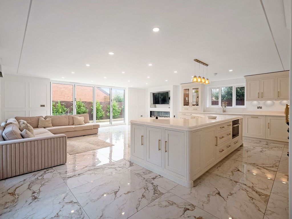 Additional image 6 of 5 bed detached house for saleCommon Edge Road, Blackpool FY4