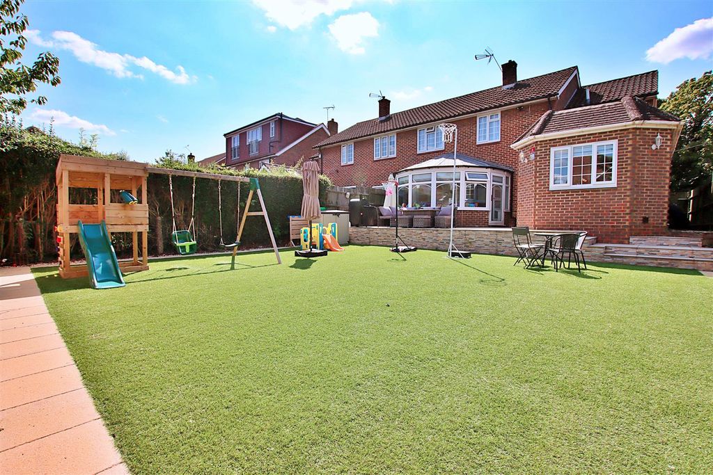 Additional image 11 of 4 bed semi-detached house for saleTheobald Street, Borehamwood WD6