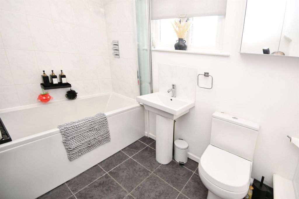 Additional image 21 of 5 bed detached house for saleCressing Road, Braintree CM7
