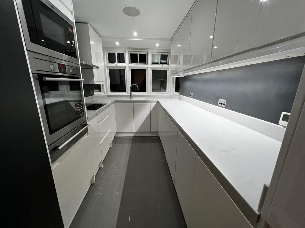 Additional image 4 of 2 bed flat for saleBaston Road, Hayes BR2