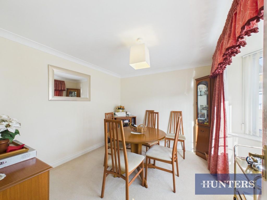 Additional image 7 of 5 bed detached house for saleWaterdale Close, Bridlington YO16