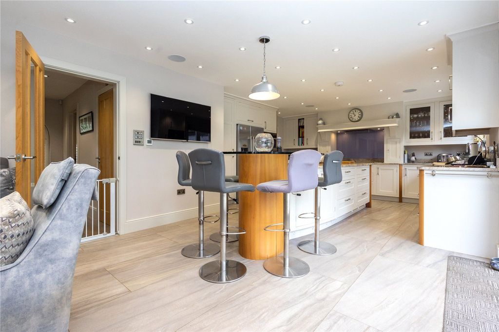 Additional image 12 of 5 bed detached house for saleDalkeith Road, Poole, Dorset BH13