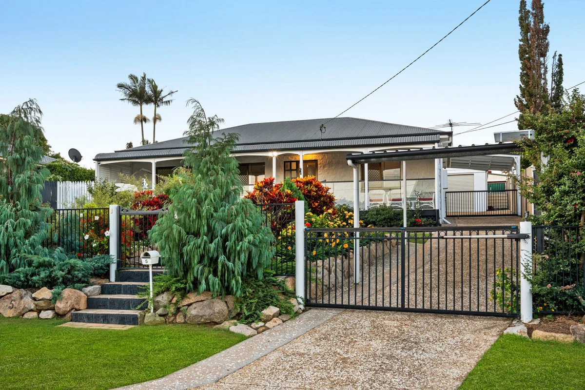 5 Highfield Crescent, Strathpine QLD 4500