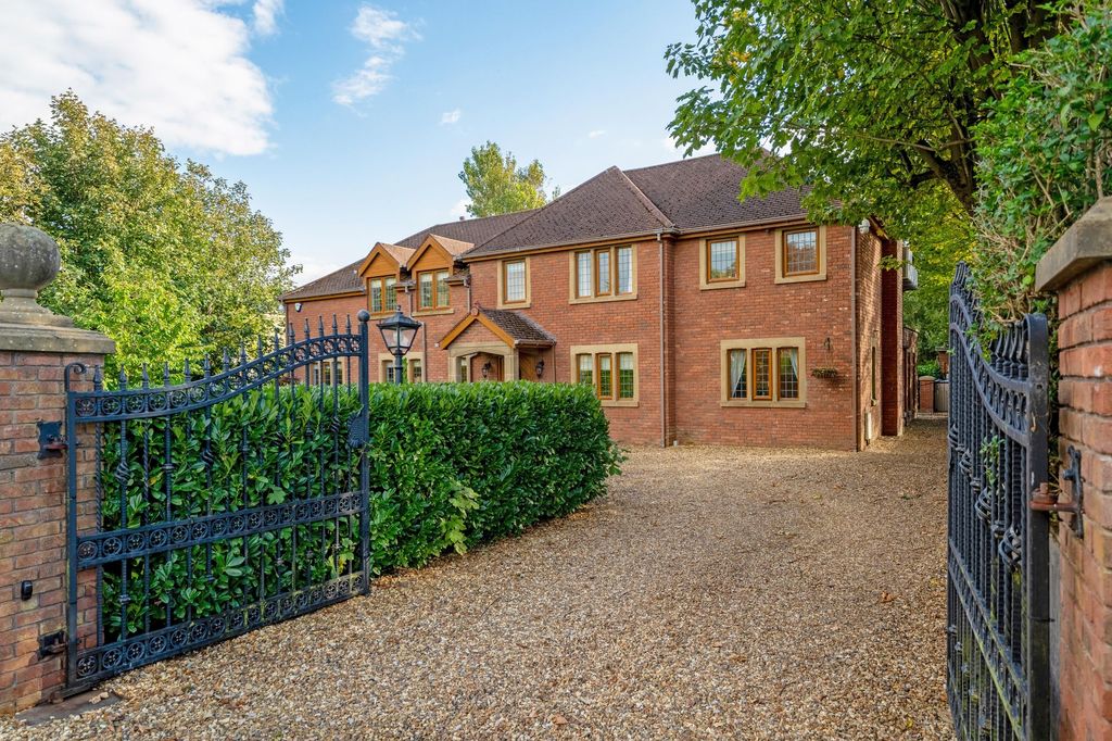 Additional image 58 of 5 bed detached house for saleDivision Lane, Blackpool FY4