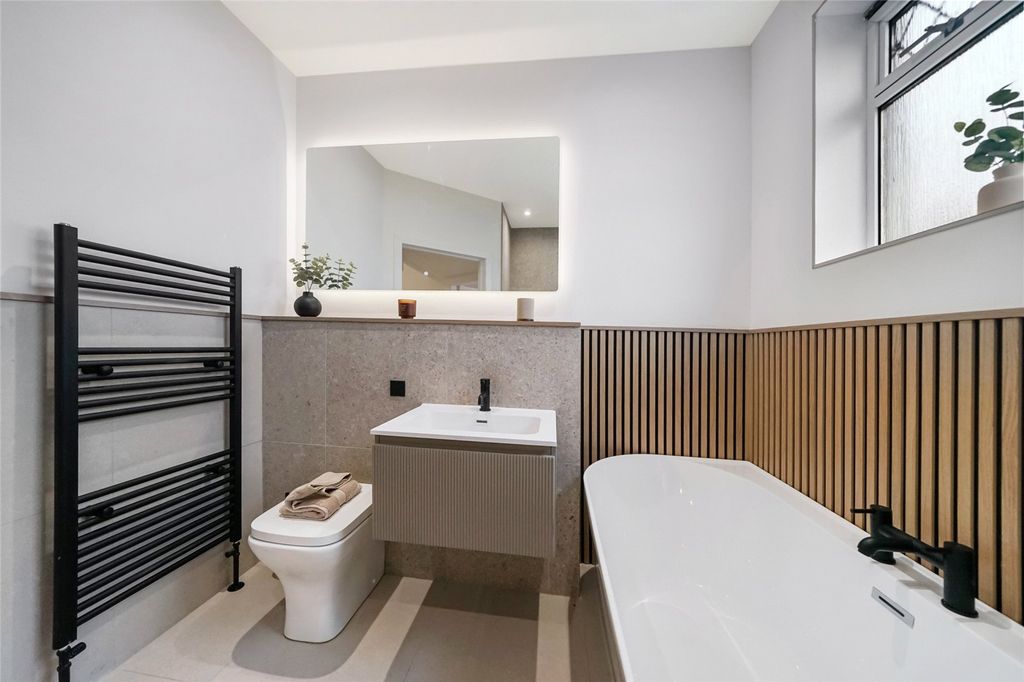 Additional image 25 of 4 bed detached bungalow for saleDuke Street, Denny FK6