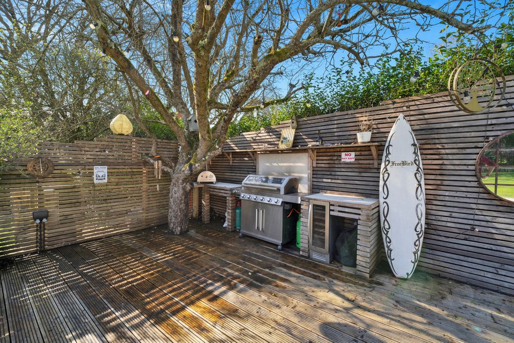 Additional image 27 of 5 bed detached house for saleThe Close, Bourne End SL8