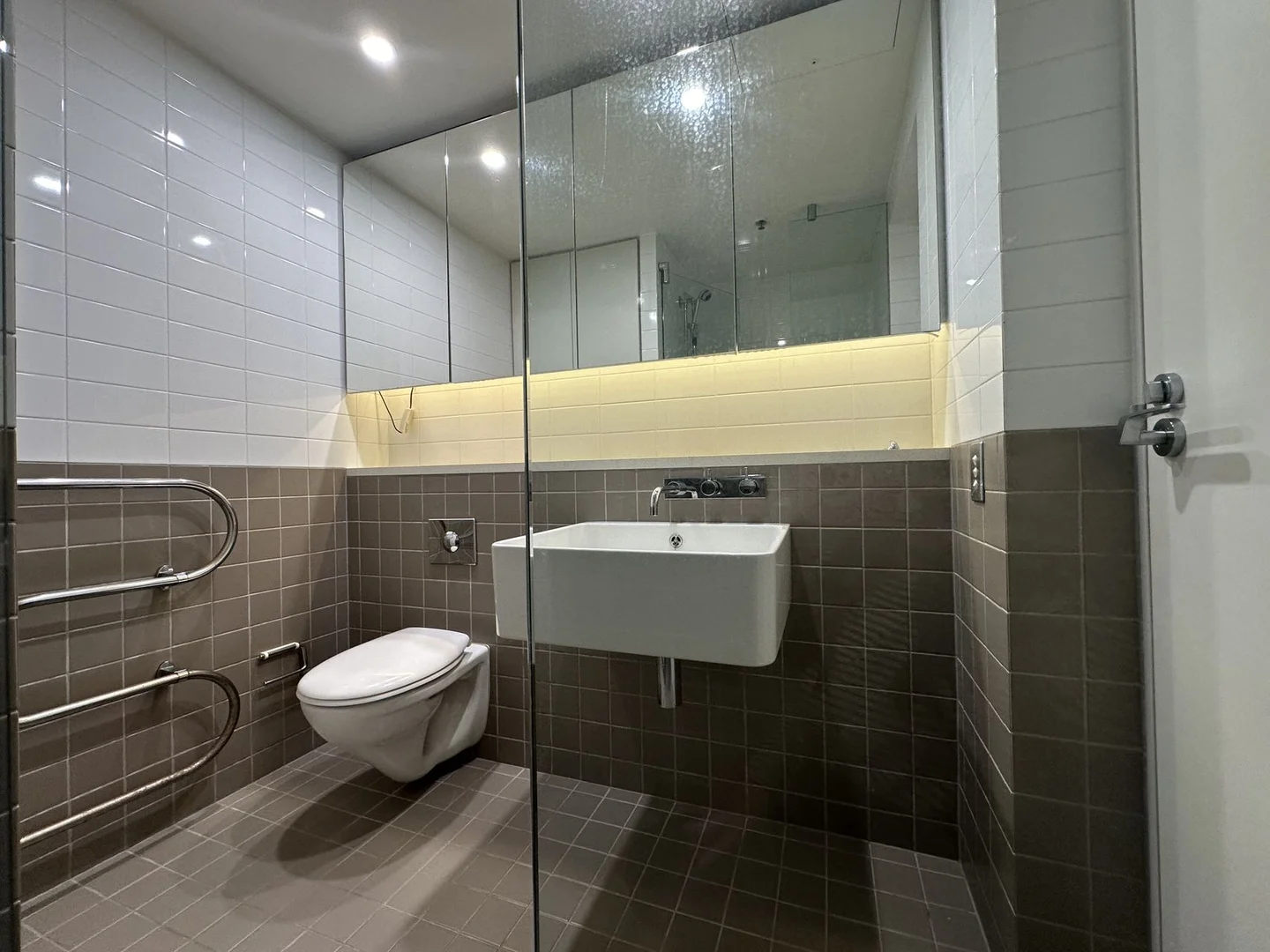 Additional image 6 of 1009/8 Glen Street, Milsons Point NSW 2061