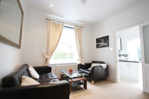 Niton Street, Bishops Park SW6