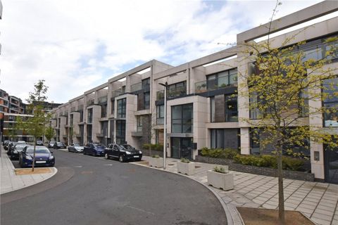 Hawthorne Crescent, Greenwich, London SE10