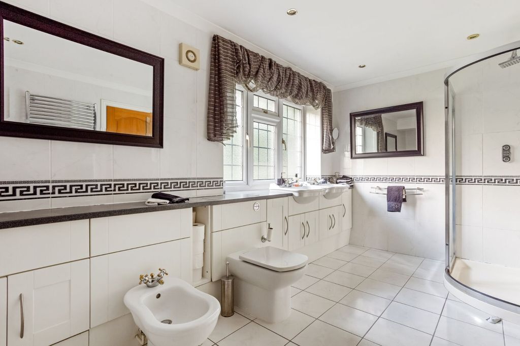 Additional image 15 of 6 bed country house for saleParsonage Lane, Farnham Common, Buckinghamshire SL2