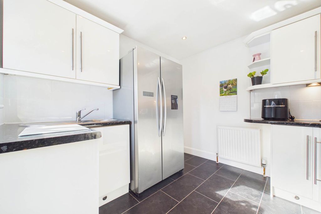 Additional image 7 of 2 bed flat for saleOakdene Crescent, Motherwell ML1