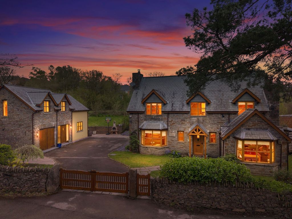 Additional image 28 of 6 bed detached house for saleThe Bryn, Pontllanfraith NP12