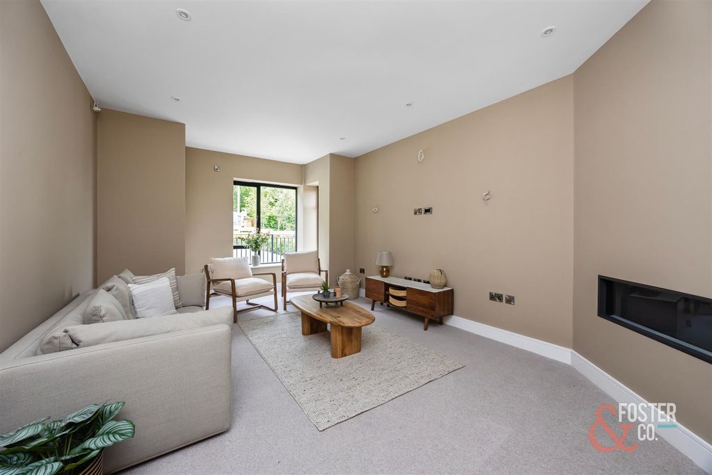 Additional image 6 of 6 bed detached house for saleWithdean Road, Brighton BN1