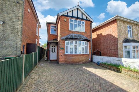 Florence Road, Woolston, Southampton SO19