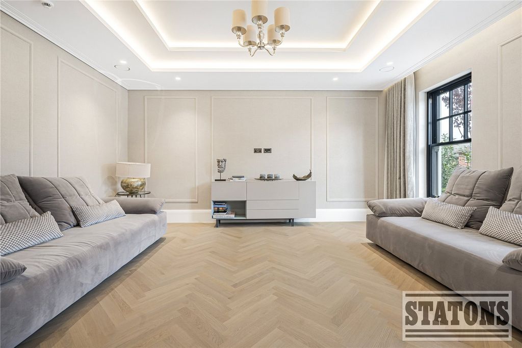 Additional image 4 of 5 bed detached house for saleBarham Avenue, Elstree, Borehamwood, Hertfordshire WD6