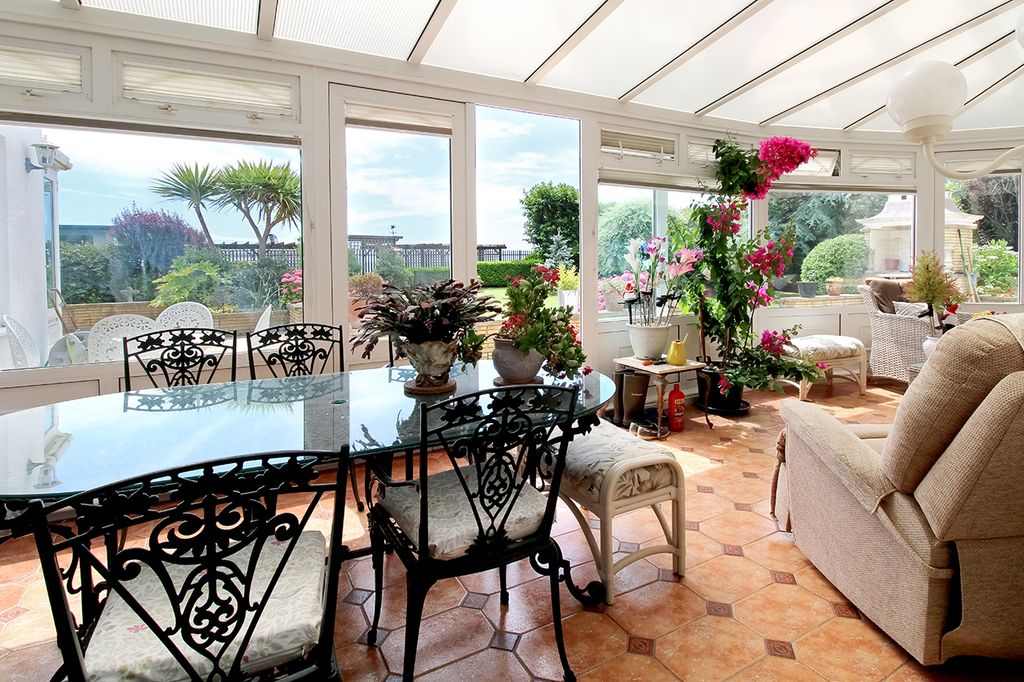 Additional image 9 of 4 bed detached house for saleThe Drive, Craigweil Private Estate, Aldwick, West Sussex PO21
