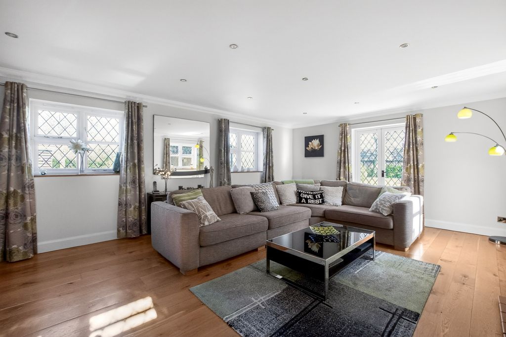Additional image 4 of 6 bed detached house for saleHoldenhurst Village, Bournemouth BH8