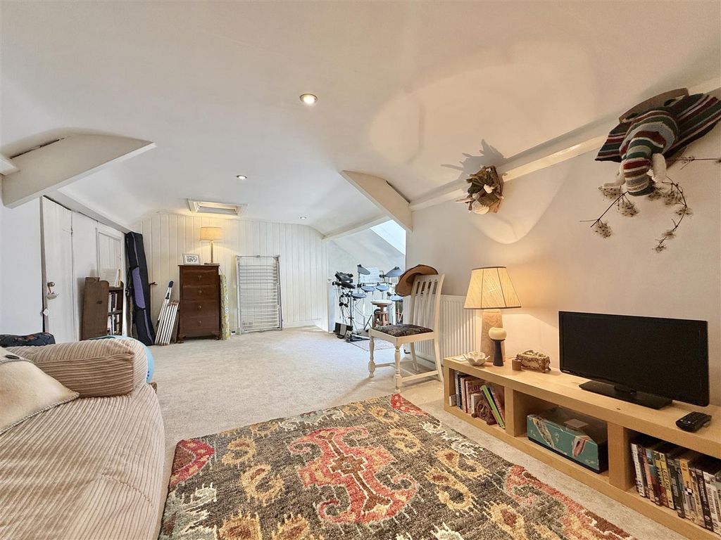 Additional image 7 of 2 bed maisonette for saleMount Pleasant Road, Brixham TQ5