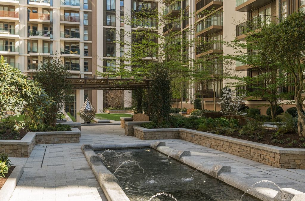 Additional image 33 of 3 bed flat for saleCascade Way, White City W12