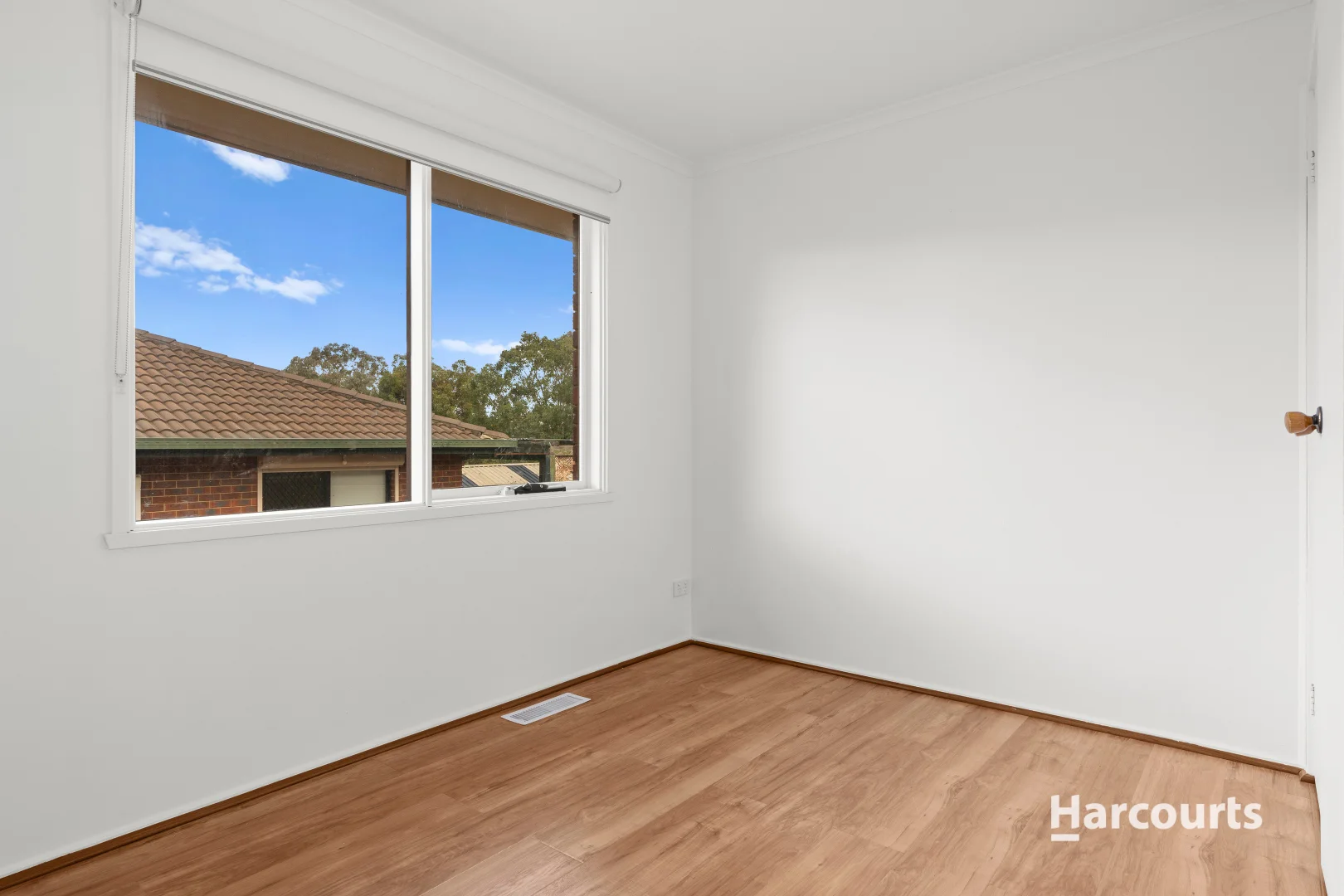 17 Aster Close, Meadow Heights VIC 3048 photo 5