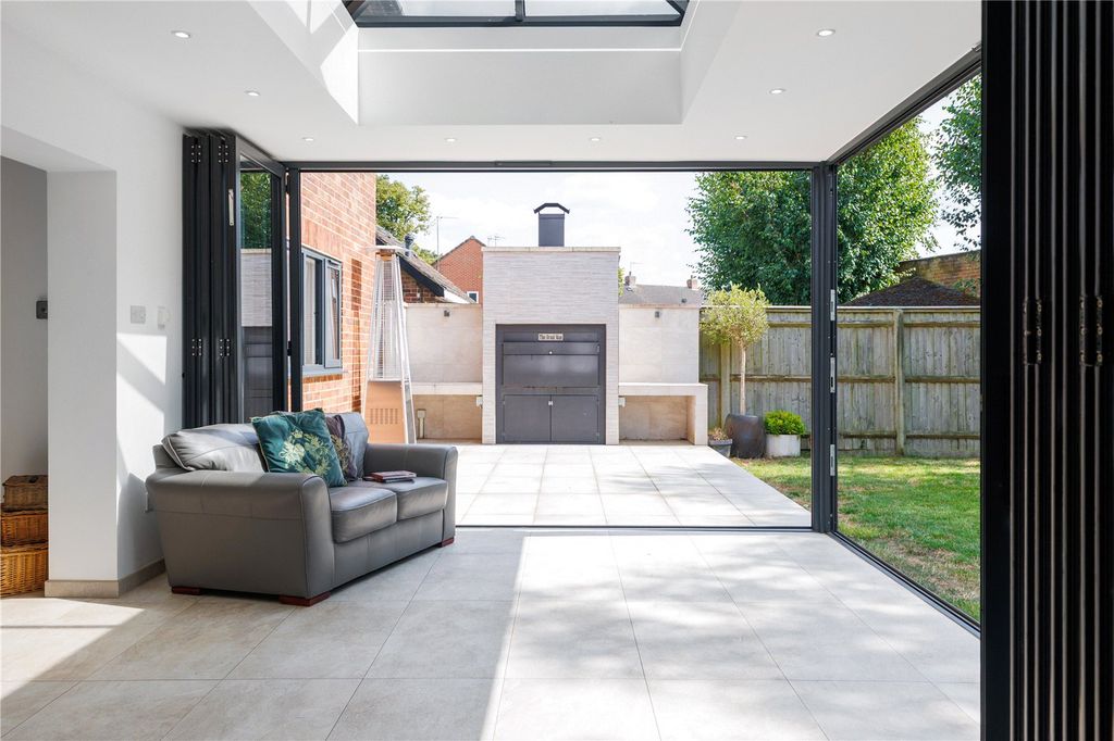 Additional image 6 of 6 bed detached house for saleBrackley, Northamptonshire NN13