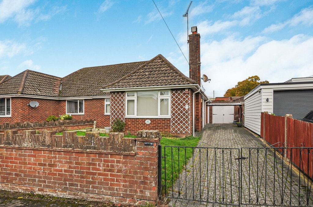 Additional image 11 of 2 bed semi-detached bungalow for saleTerrington Close, Brackley NN13