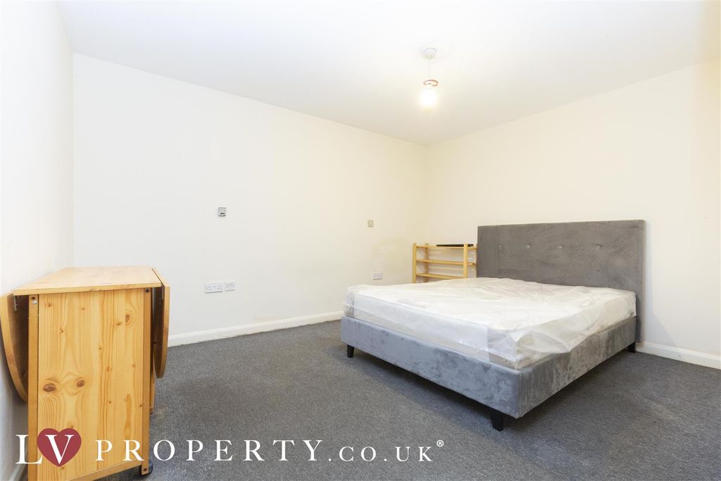 Additional image 5 of 1 bed flat for saleArthur Place, Birmingham, West Midlands B1